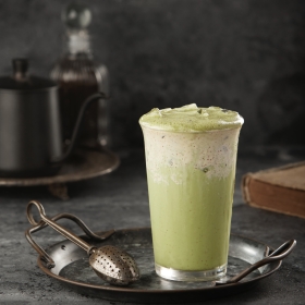 Trà Ô Long Sữa Matcha Hạnh Nhân